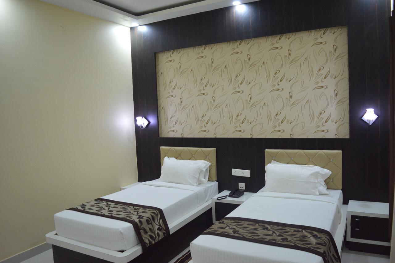 Hotel Mariya Bodhgaya Bagian luar foto