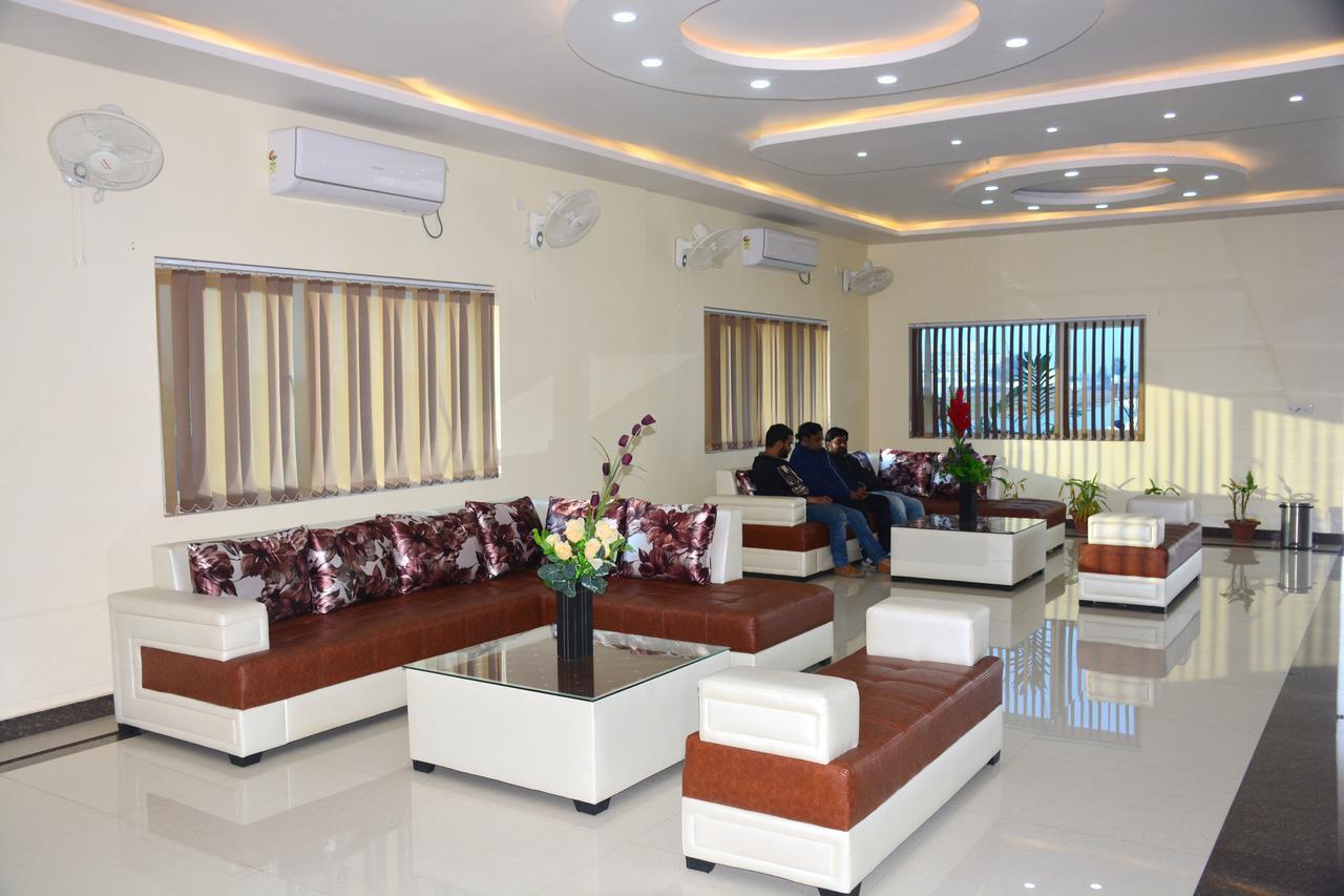 Hotel Mariya Bodhgaya Bagian luar foto