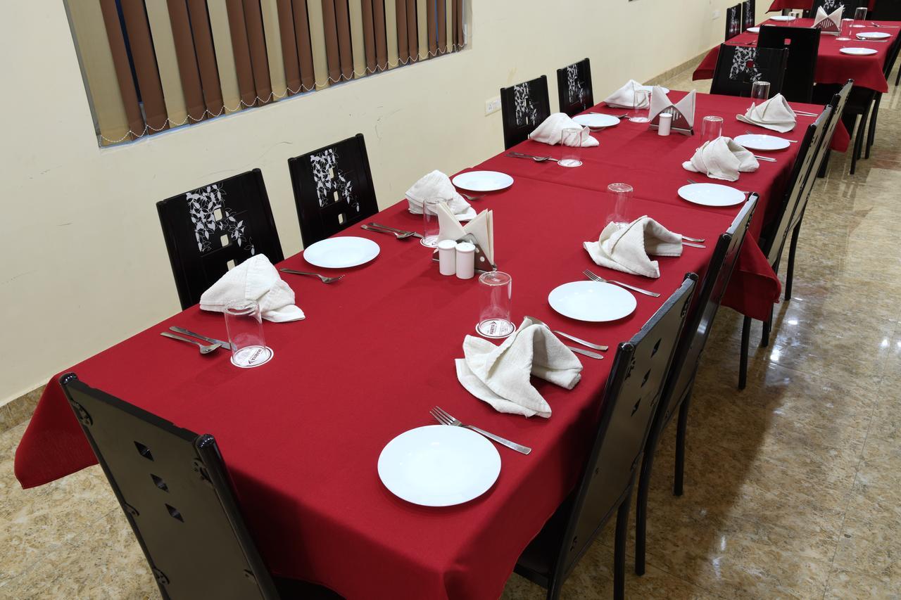 Hotel Mariya Bodhgaya Bagian luar foto