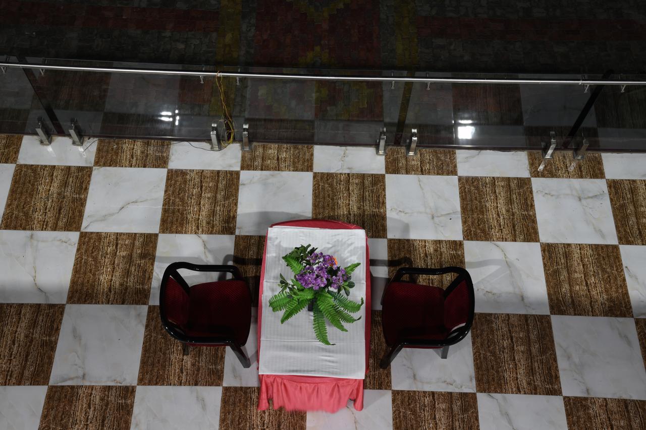 Hotel Mariya Bodhgaya Bagian luar foto